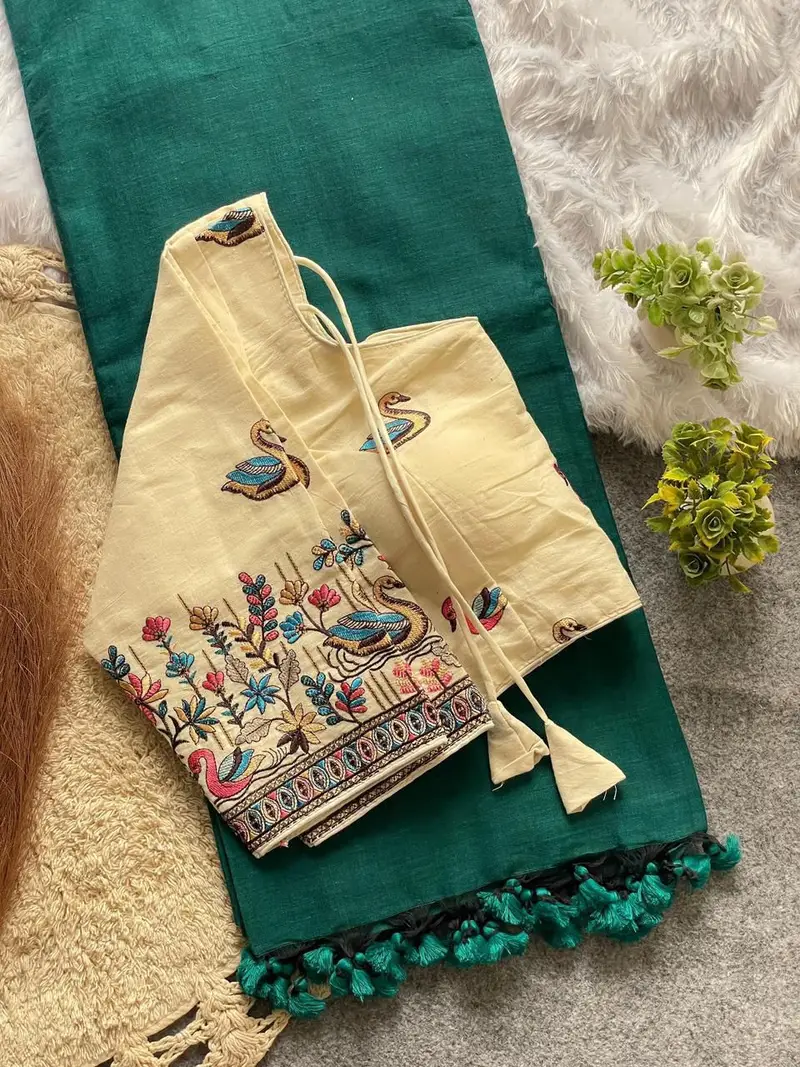 Beautiful khadi cotton saree - Image 3 in Hyderabad